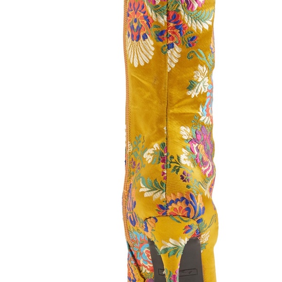 Booties heels - Picture 6 of 6